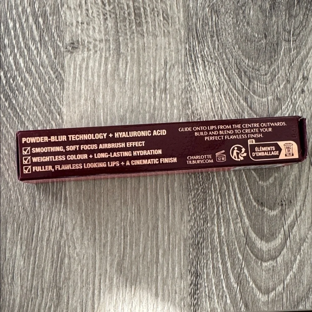 Charlotte Tilbury Airbrush Flawless Lip Blur Lipstick - Ruby Blur